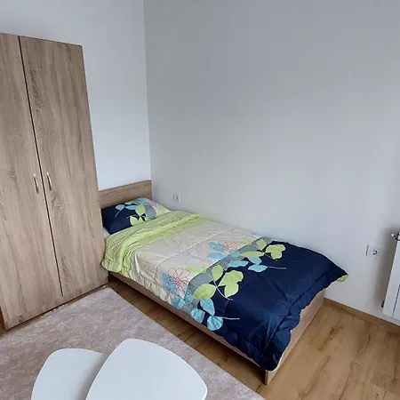 Hope Apartment *